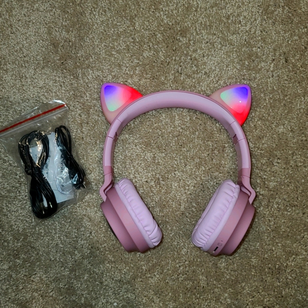 Pink Cat Wireless Headphones LED